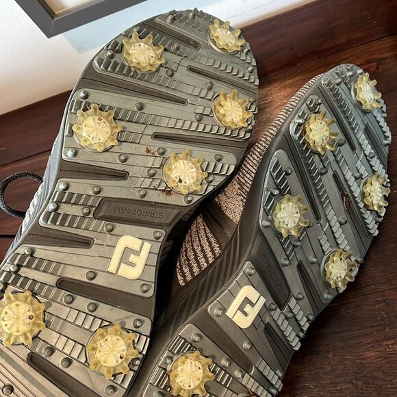 FootJoy Men's Hyperflex Stratofoam Gray lightweight Soft Spike Cleat Golf Shoes - Picture 7 of 7